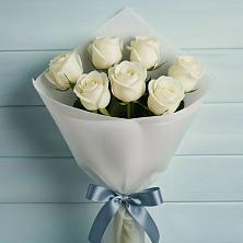 Букет 7 Белых роз Эдлесс Лав в Горноправдинск