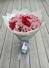 Букет цветов из:  Альстромерии в Горноправдинск