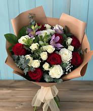 Букет цветов из:  Розы и Альстромерии в Горноправдинск