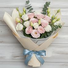 Букет цветов из:  Лизиантусы #REPLACE_PRED# Горноправдинск