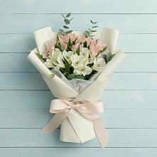 Букет цветов из:  Альстромерии в Горноправдинск