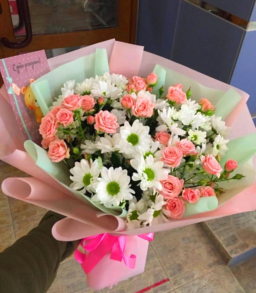 Букет цветов из: Розы и Хризантемы в Горноправдинск