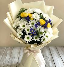 Букет цветов из:  Ирисы, Хризантемы и Розы #REPLACE_PRED# Горноправдинск