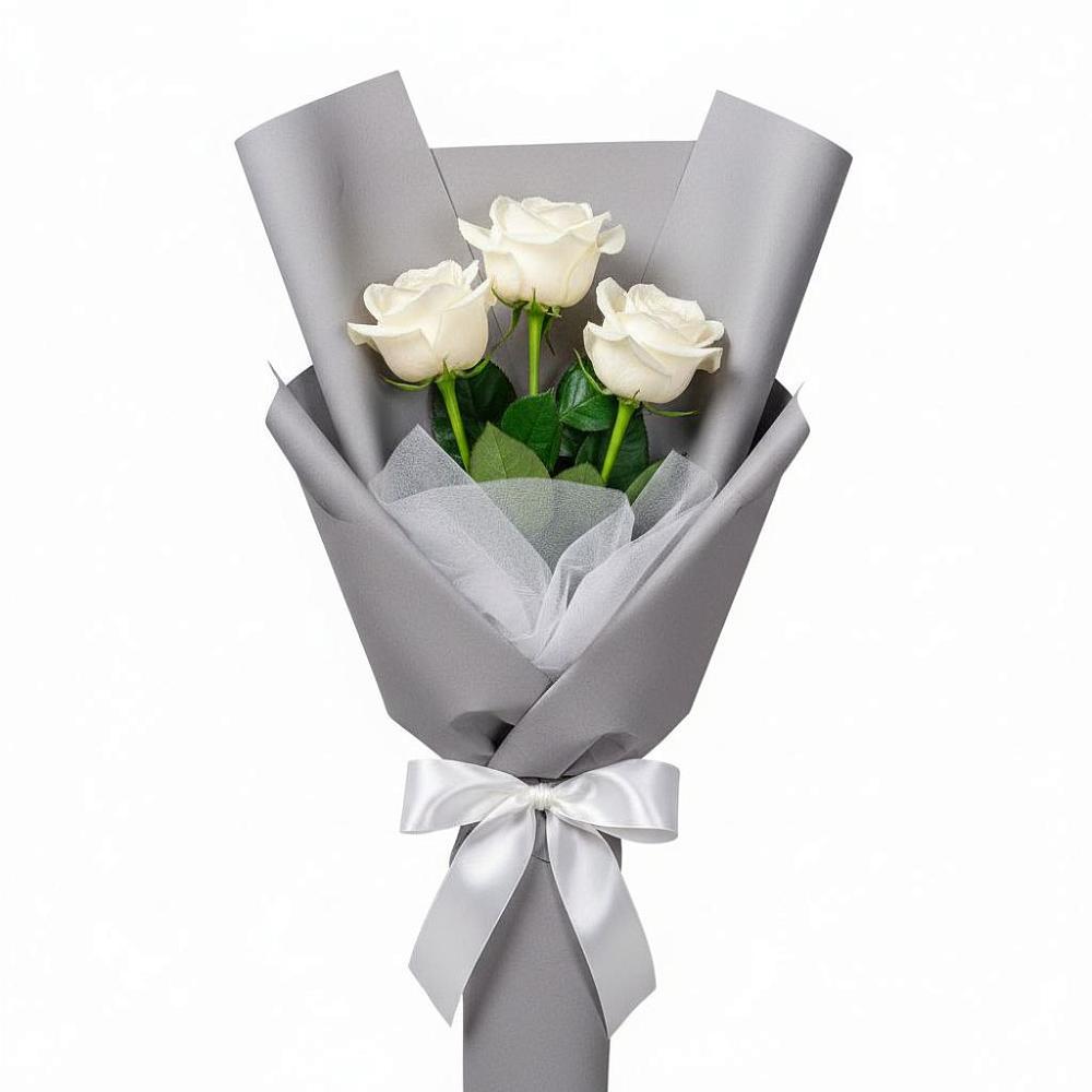 Букет 3 белые розы в Горноправдинск