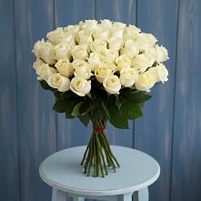 Букет 51 Белая роза Эдлесс Лав в Горноправдинск