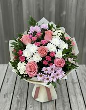 Букет цветов из:  Альстромерии, Гвоздики, Розы и Хризантемы в Горноправдинск