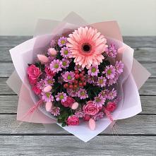 Букет цветов из:  Розы, Герберы и Хризантемы в Горноправдинск