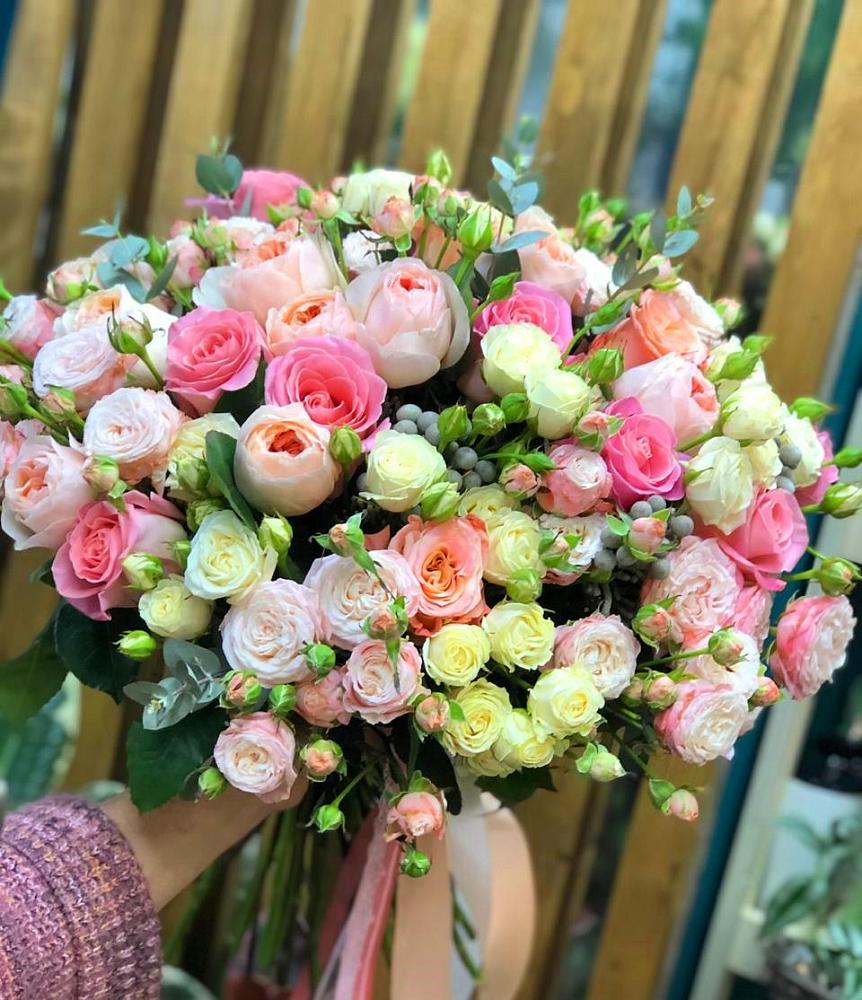 Букет цветов из: Розы в Горноправдинск