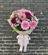 Букет цветов из:  Герберы и Хризантемы в Горноправдинск