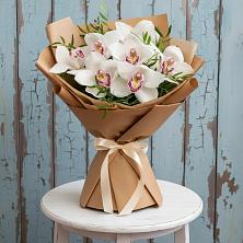Букет цветов из:  Орхидеи и Розы в Горноправдинск